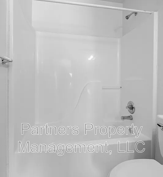 888 S Curtis Ave #1 — Photo 17