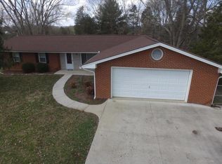 3539 Cunningham Rd, Knoxville, TN 37918