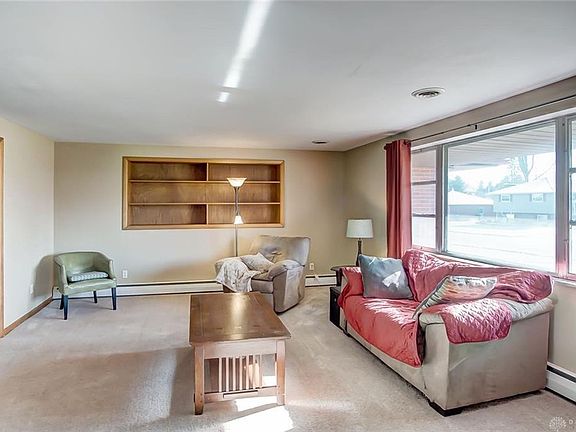 5th image of 315 Grantham Dr