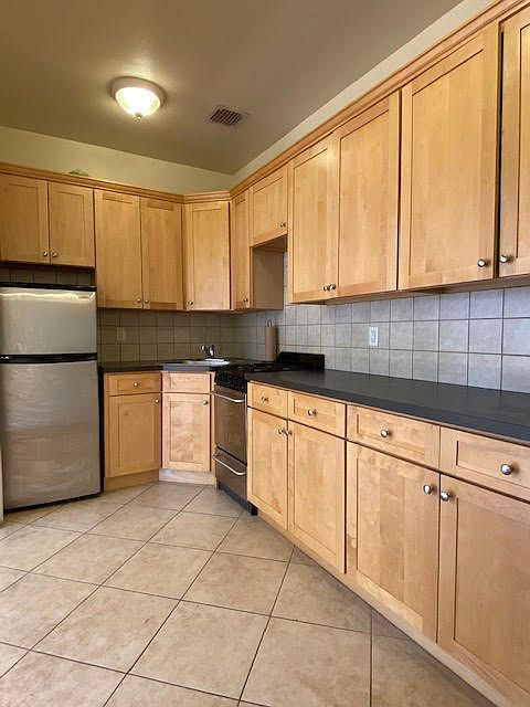 1st image of 56 W 70th St APT 4B