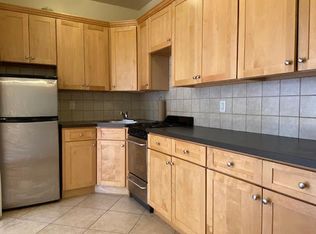 56 W 70th St APT 4B, New York, NY 10023