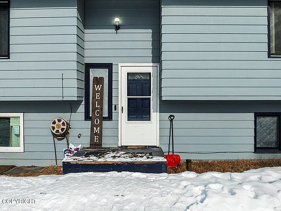 2nd image of 19823 Eagle River Rd