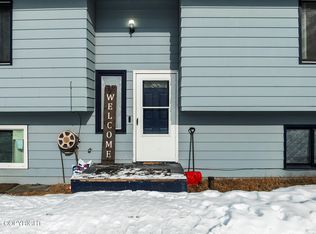 19823 Eagle River Rd, Eagle River, AK 99577