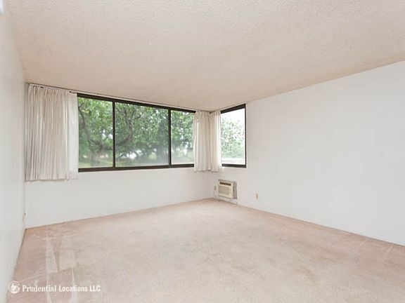3rd image of 55 S Kukui St APT D315