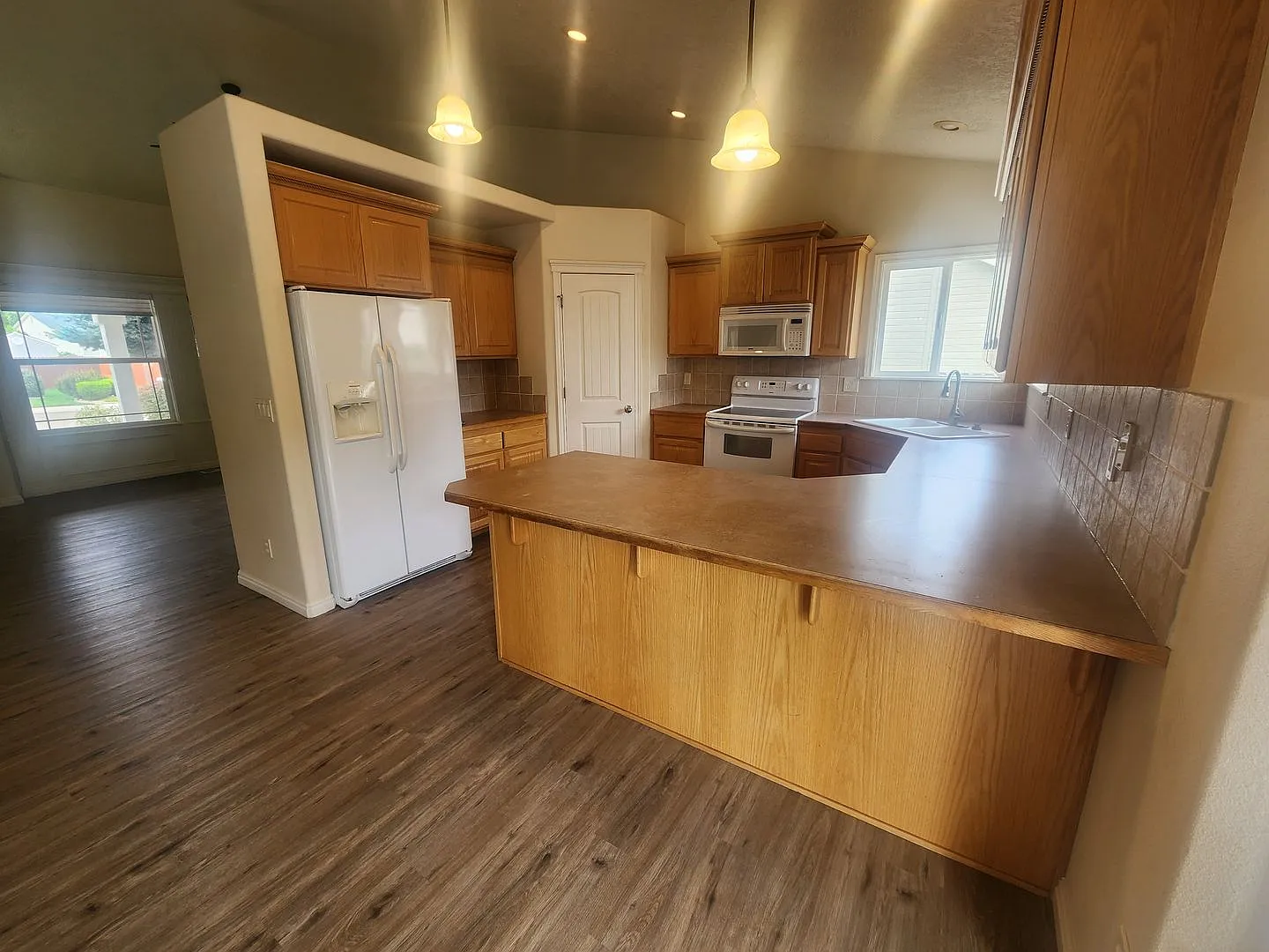 Like New 4Bedroom / 3 Bath Home in Meridian! — Photo 3
