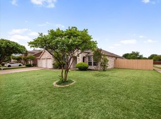 201 Pinewood Trl, Forney, TX 75126