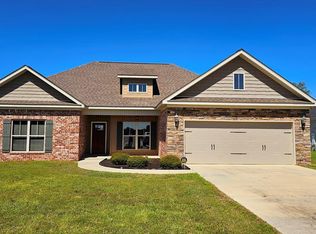 200 Cabrio Way, Headland, AL 36345