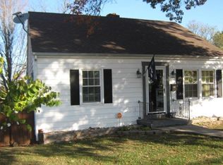 1899 Cypress St, Paris, KY 40361