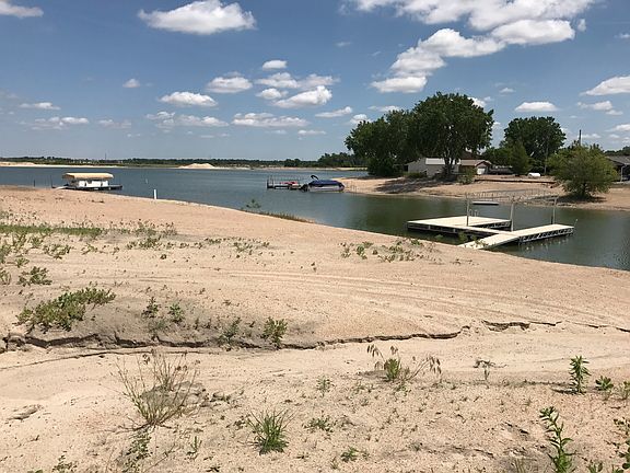 3rd image of 274 Driftwood Ln