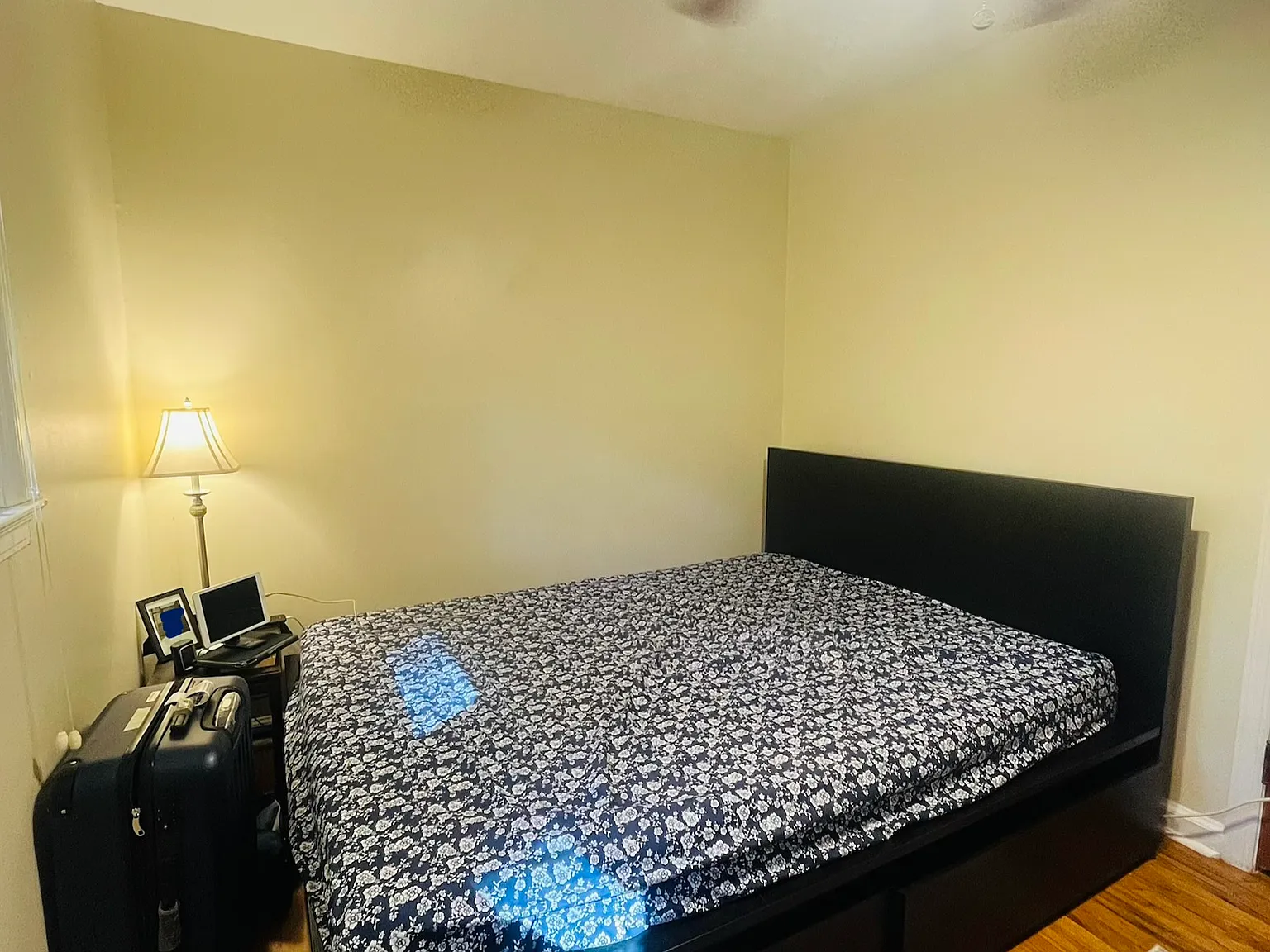 3 bed, 1080 sqft, $1,000 — Photo 2