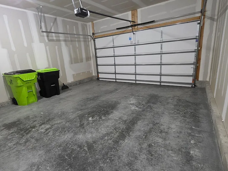 27010 E Dogwood Ln — Photo 17