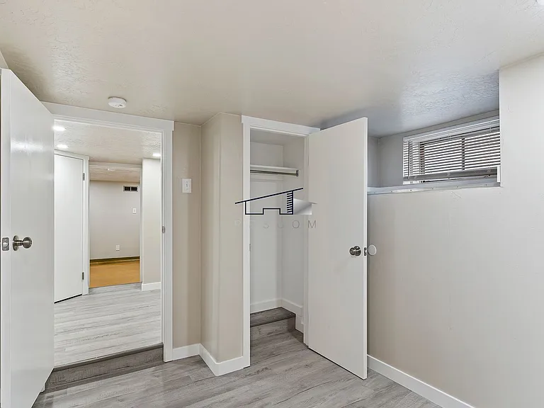 3480 Ogden Ave — Photo 17
