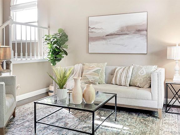4th image of 460 Somerset Drive