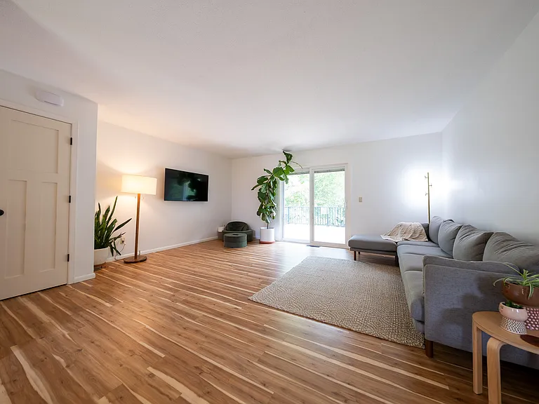 13396 Everest Ave — Photo 6