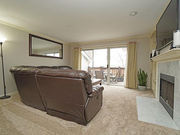 5th image of 600 Delta Ave Unit 15