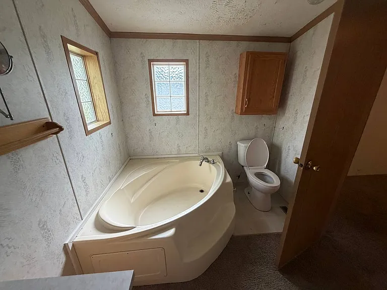 4931 Abrams Dr — Photo 8