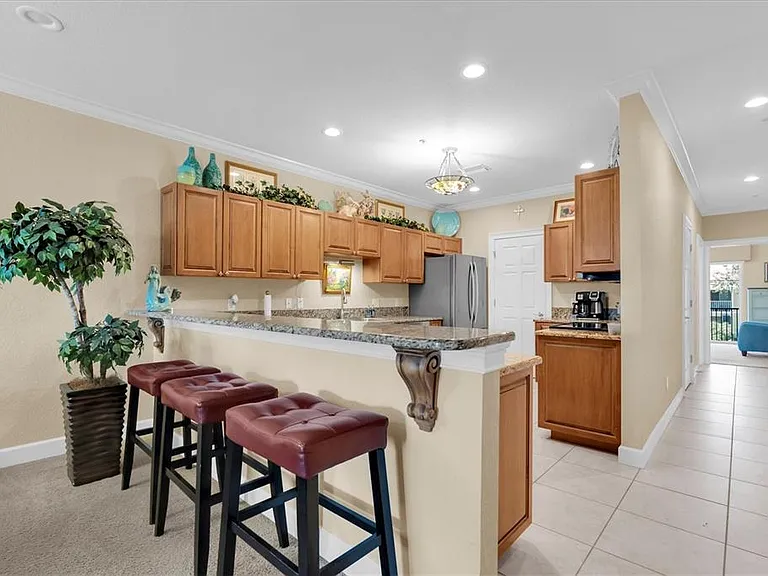 300 Capri Blvd #6 — Photo 11