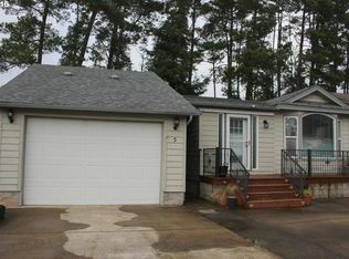 5 Pine Ln, Lakeside, OR 97449