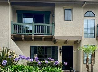 6832 Pear Tree Dr, Carlsbad, CA 92011