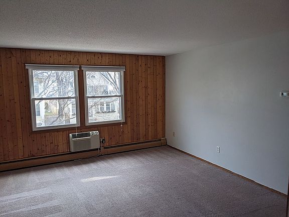 4th image of 2536 Dupont Ave S APT 306