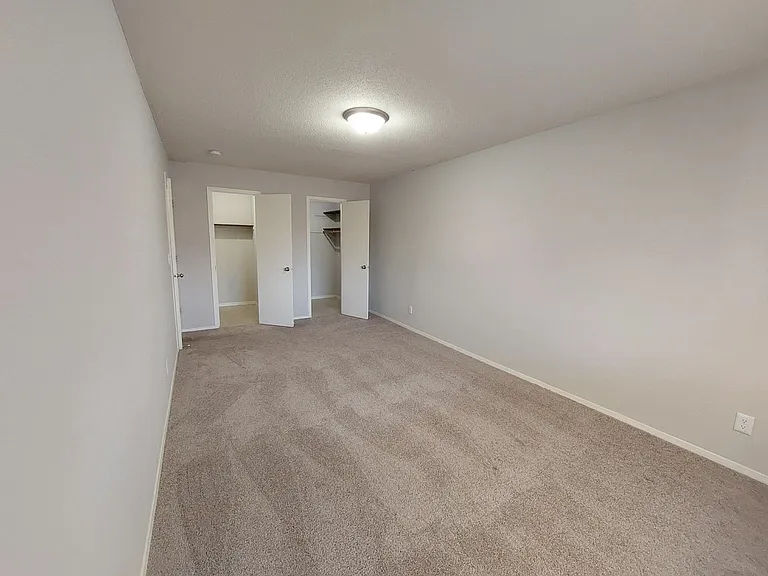 Charlton Place — Photo 45