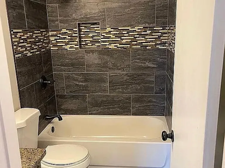 849 E Gardendale Dr — Photo 10