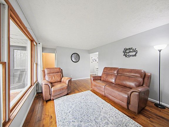 5th image of 16151 Herman Rd