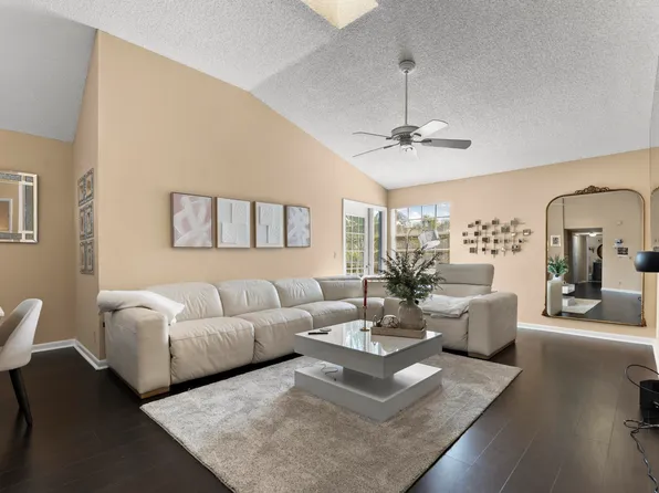 5359 Buckhead Circle #2031, Boca Raton, FL 33486