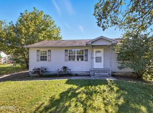 143 Wellington Cir, Oak Ridge, TN 37830