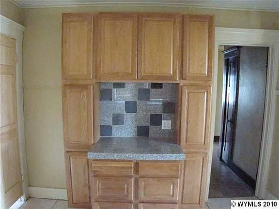 4th image of 315 Virginia Cir