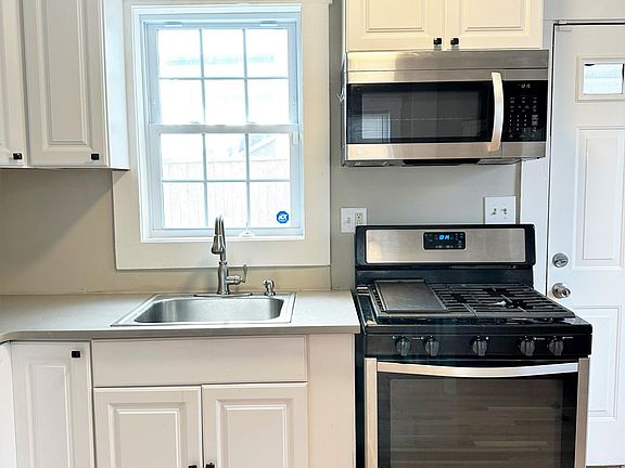 3rd image of 91 Quincy St #1