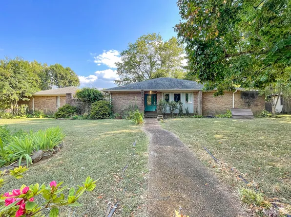 1707 Berkeley St, Murfreesboro, TN 37129