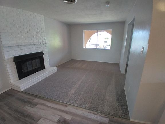 3rd image of 2505 Holladay Ave
