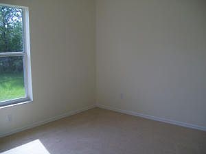 4th image of 1712 SW Tivan Ln