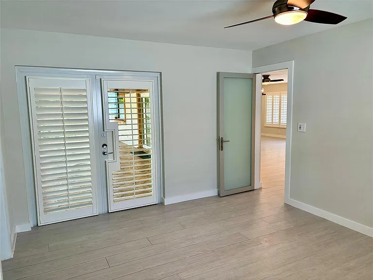 4070 NE 26th Ave — Photo 18