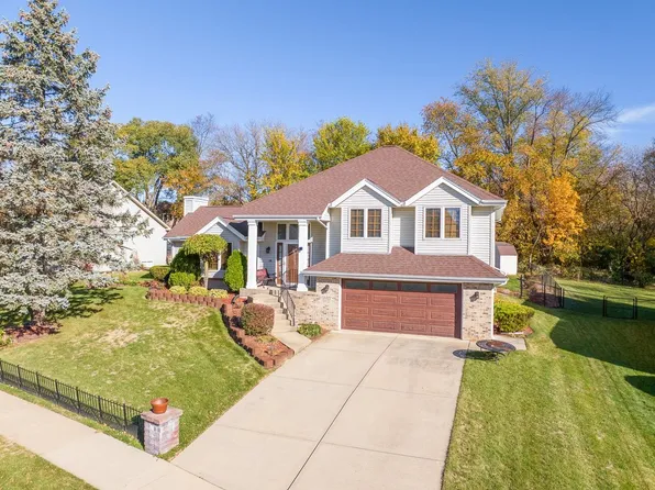 1322 Willowick Ln, Rockford, IL 61108
