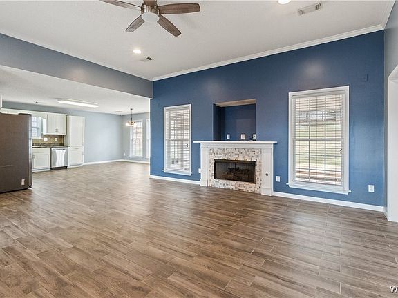 3rd image of 4308 Heathersage Cir