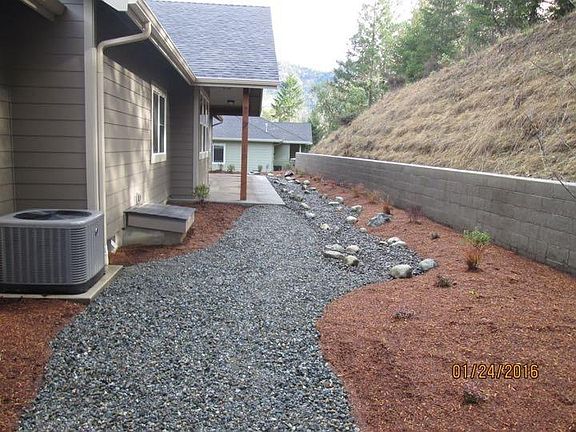3rd image of 2317 SE Wyndham Way