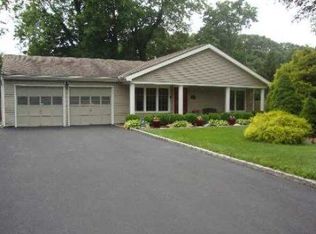 1058 Old Town Rd, Coram, NY 11727