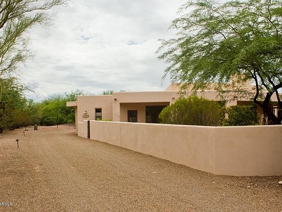 3rd image of 3109 N Madera Mesa Pl