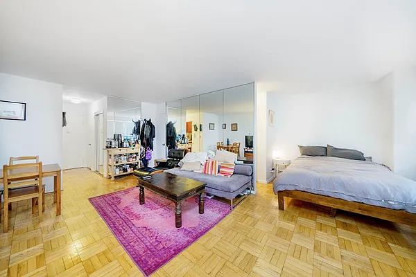 Rented by Douglas Elliman | media 6