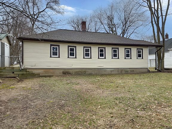 3rd image of 207 N Osmun St