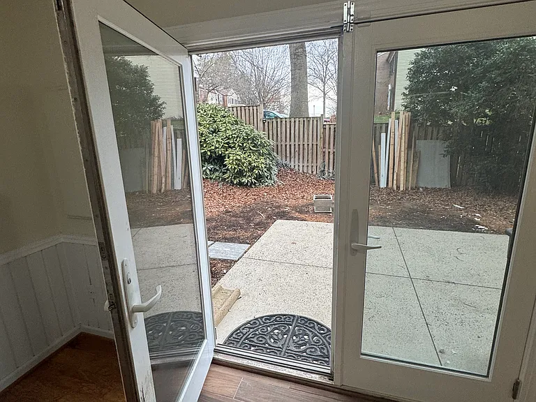 8644 Dellway Ln — Photo 6