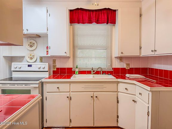 5th image of 507 W 20th Street