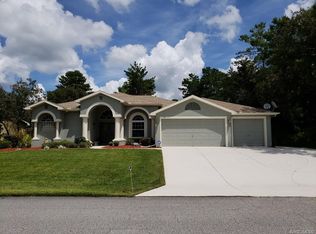 13 Matricaria Ct, Homosassa, FL 34446