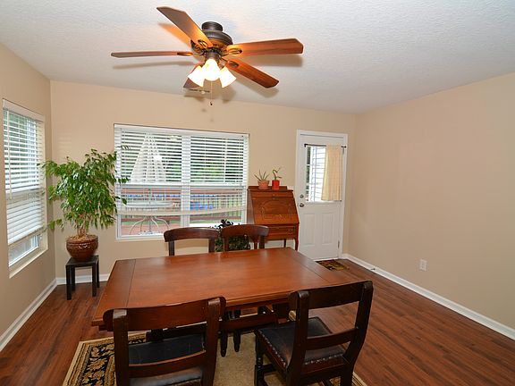 4th image of 11716 Village Pond Dr