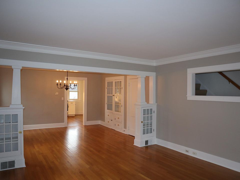 1st image of 82 Olive St