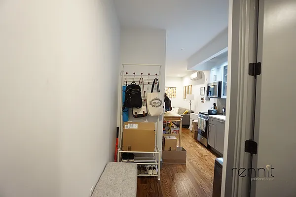 Rented by Rennit Inc. | media 26