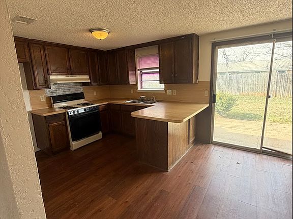 4th image of 8511 S Drexel Pl
