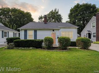 342 Maywood Ave, Rochester, MI 48307